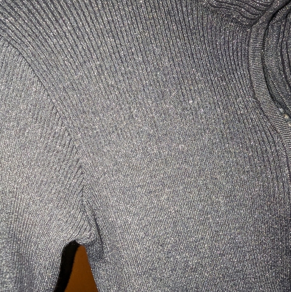 Crystal zipper sweater - Picture 3 of 11
